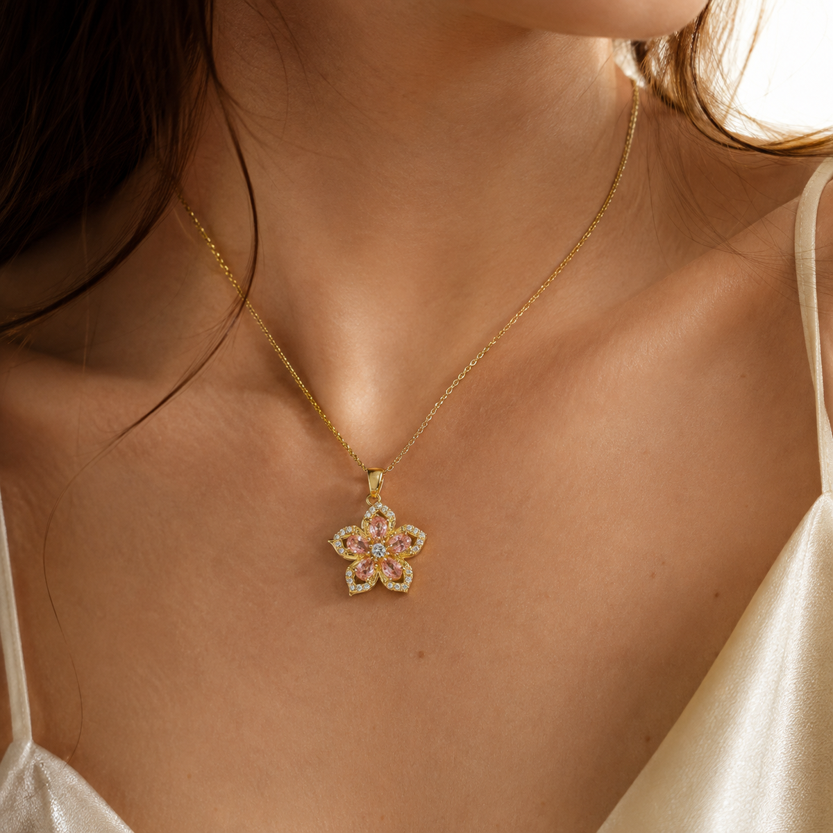 Collier Fleur de Clovera™