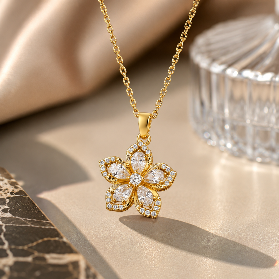 Collier Fleur de Clovera™