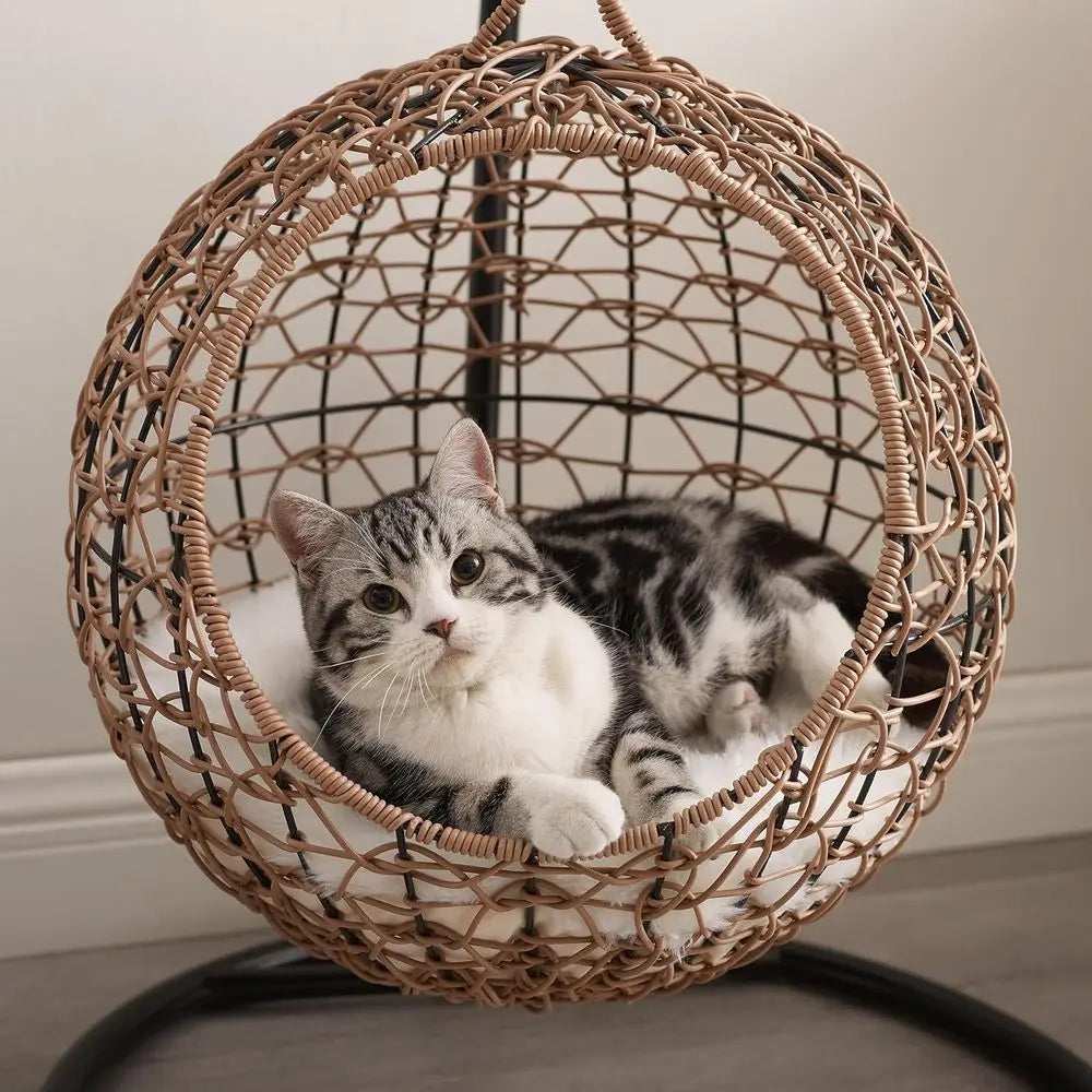 MeowLuxe™ Wicker Bed